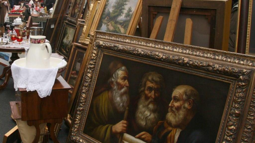 Furti in chiesa, antiquario nei guai