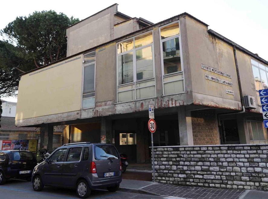 L’ex Ipsia resta invenduto ma intanto si mette in mostra