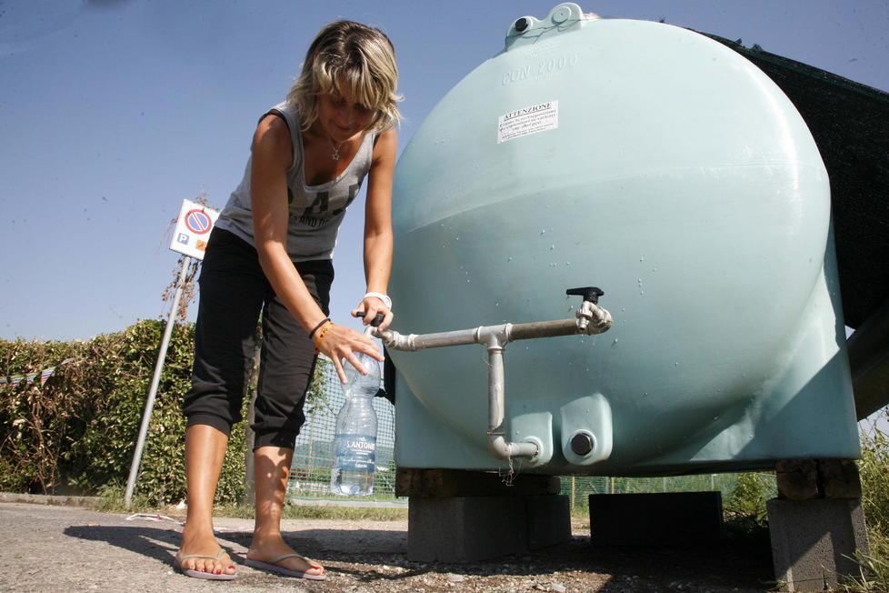 Acqua potabile nelle scuole tranne a Strettoia