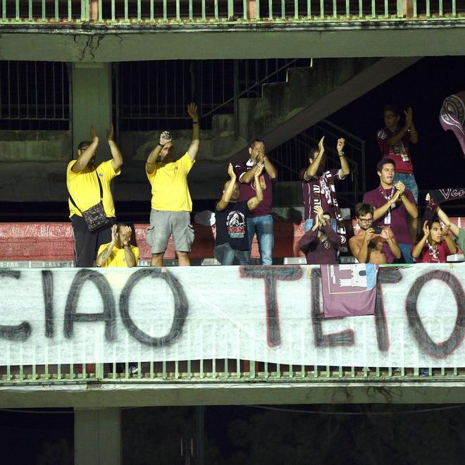 Sugli spalti festa e prove di gemellaggio, prima della partita cena merenda tra tifosi