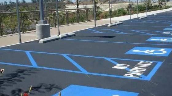 «Più attenzione per i posti dei disabili»