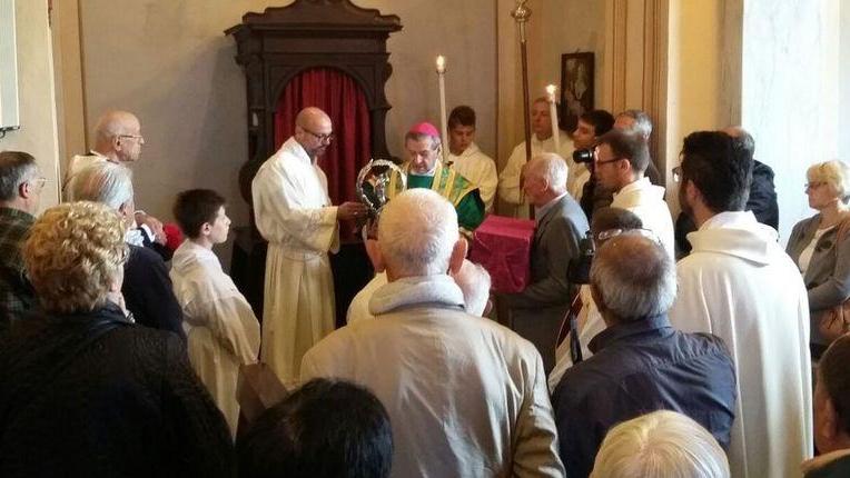Ora don Aldemiro riposa nella sua amata chiesa