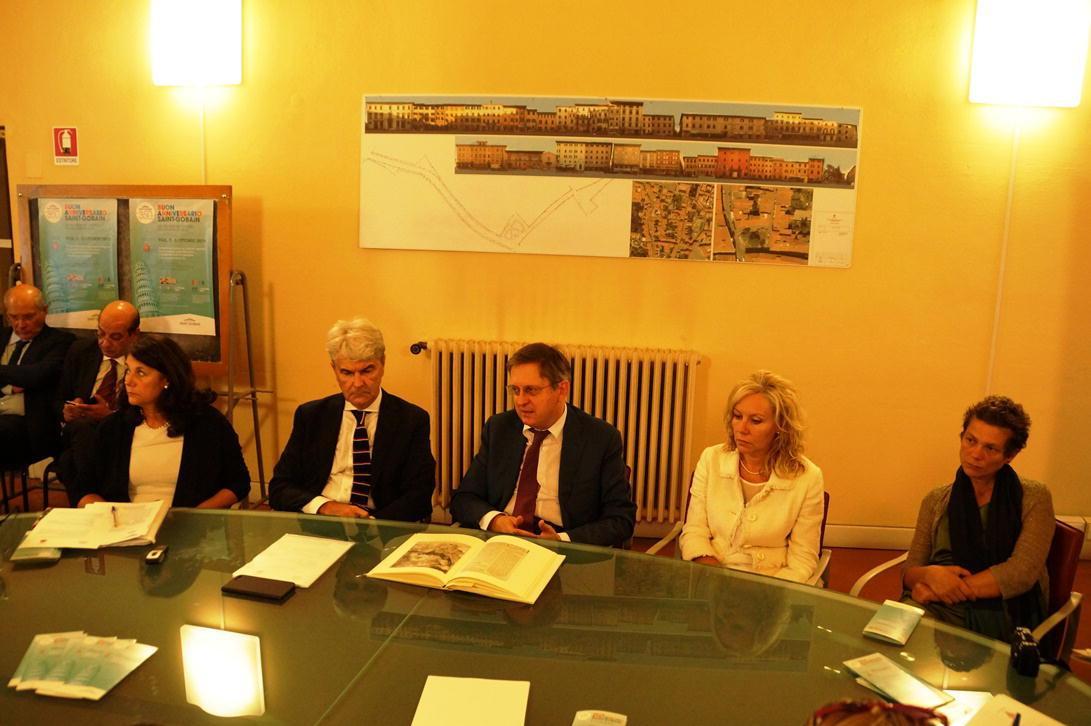 La conferenza stampa di presentazione delle iniziative per la Saint Gobain