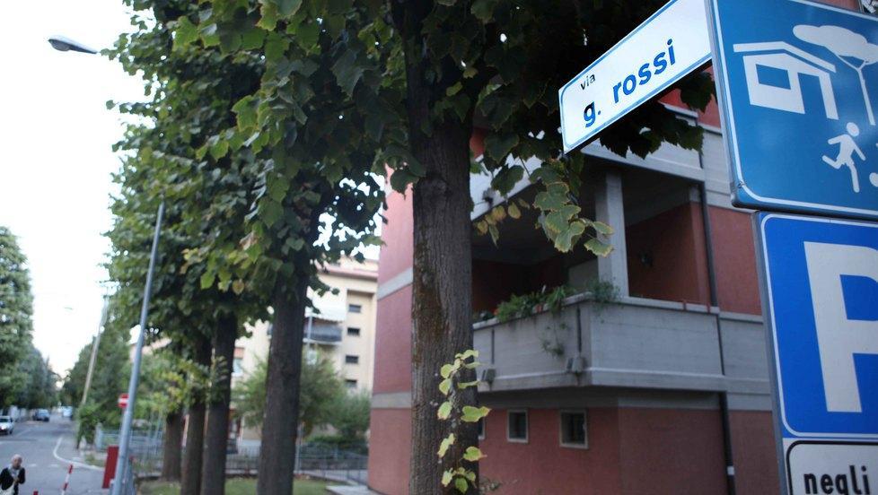 Bimbo di 5 anni cade dal balcone di casa 