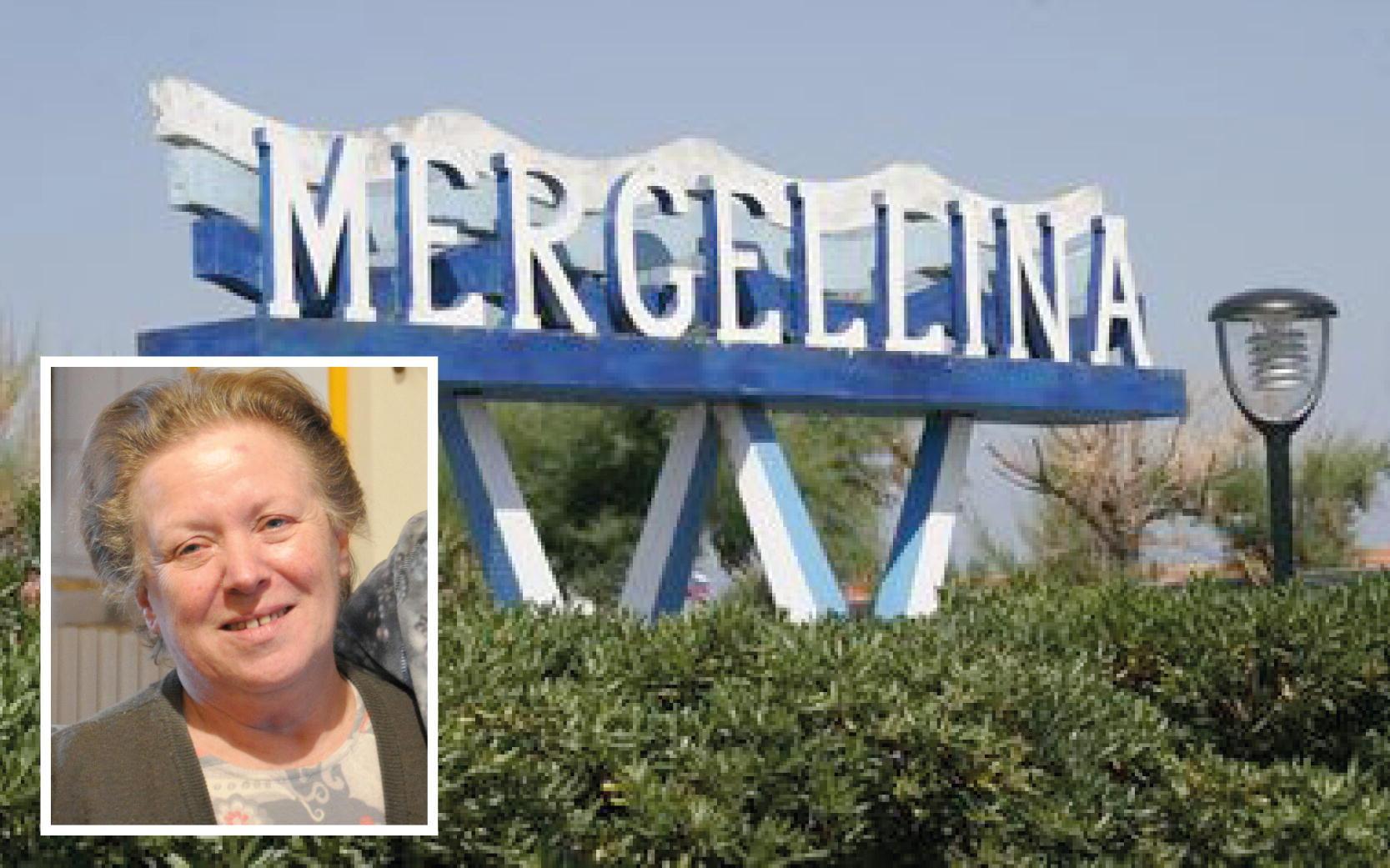 L'insegna del bagno Mergellina in Darsena e, nel riquadro, Giovanna Borrelli