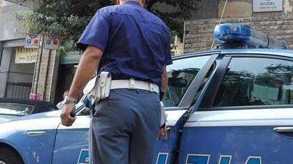 Ruba un’auto sui lungarni poi si schianta: arrestato