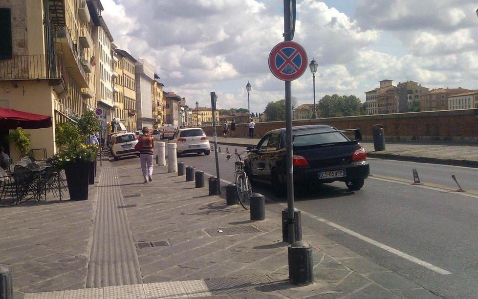 Un maxi marciapiede anche sul Pacinotti 