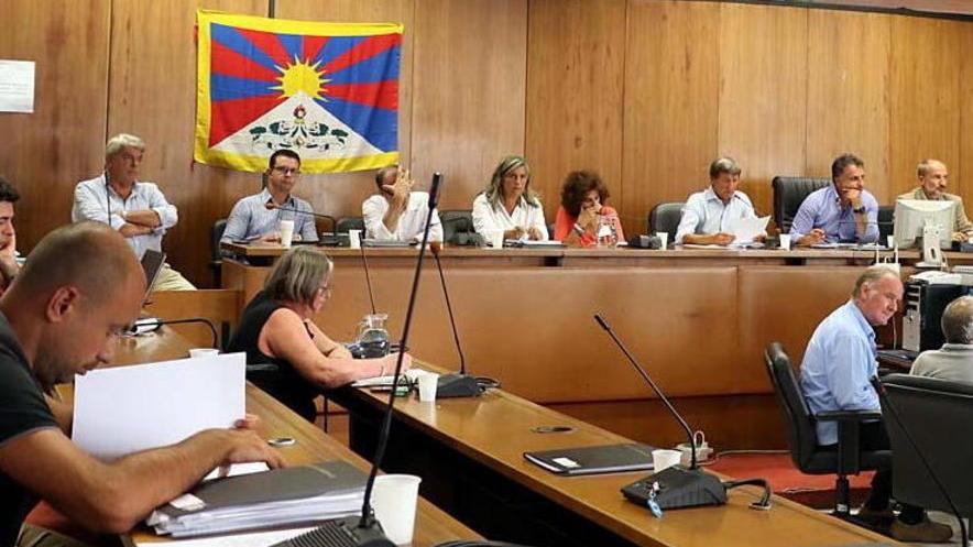 Sfrattato chiede aiuto al consiglio