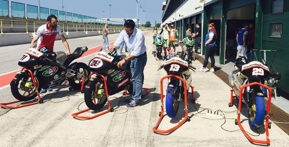 C’è la scuola di meccanici per chi sogna le corse motociclistiche 