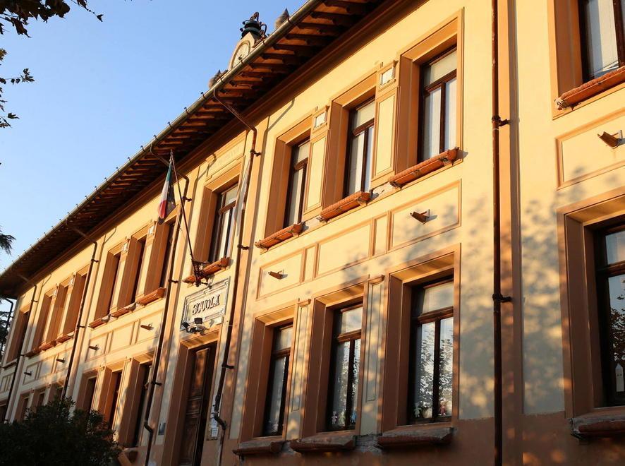 Scuole, eliminato il pericolo del distacco degli intonaci