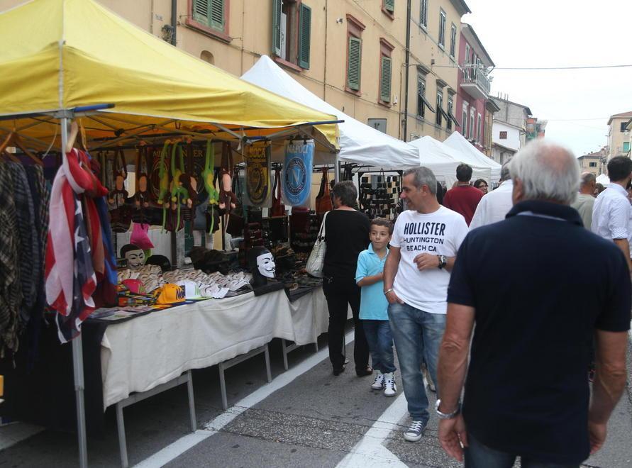 Con “Il Tirreno” vota la strada delle star 