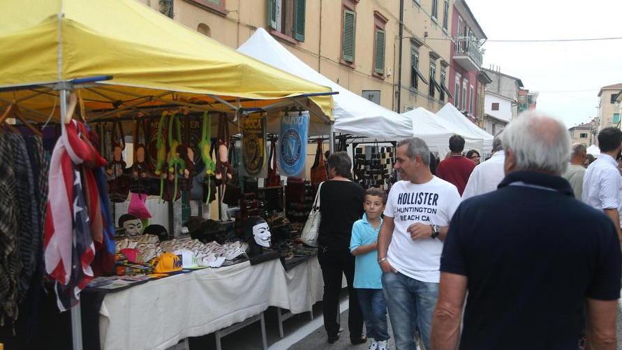 Con “Il Tirreno” vota la strada delle star