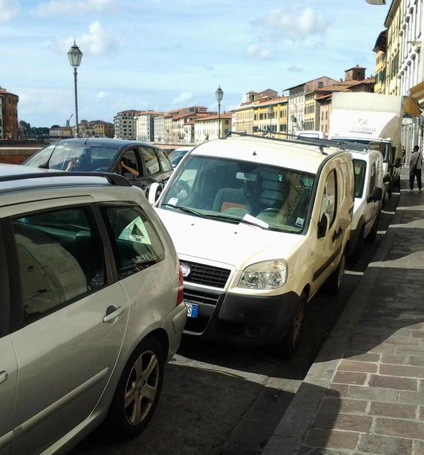 «Lungarni senza auto: proviamoci» 
