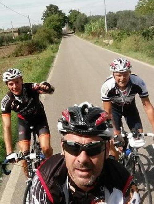Tre ex atleti vanno in bici fino a Roma