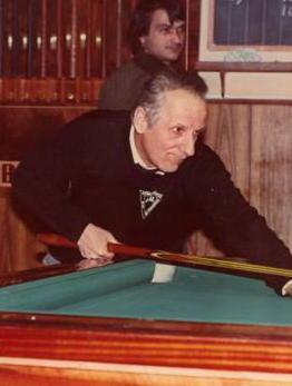 Addio a Pietro Barsotti per tutti “Naso” barista del Barracuda 