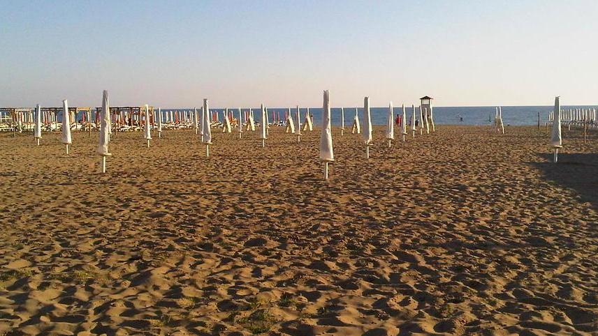 Il Comune ritira il bando per costruire due bagnetti