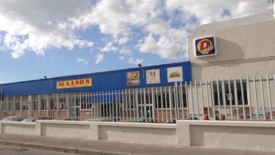 Rapina al discount con pistola alla testa 