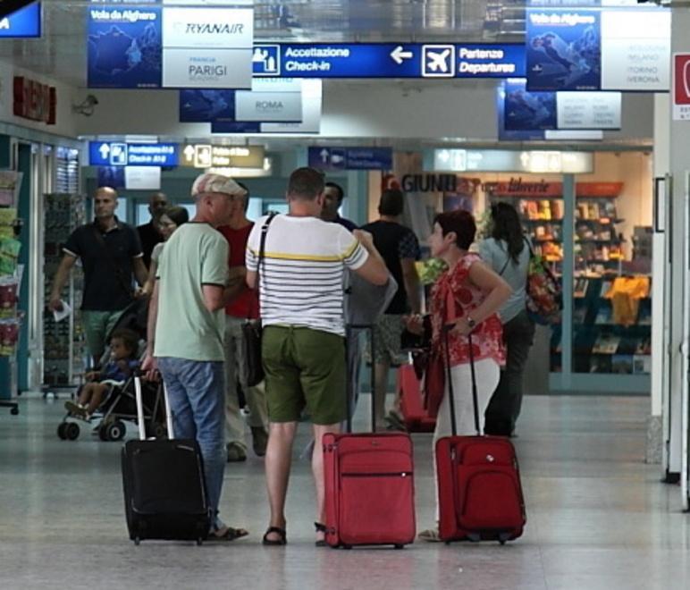 Lo scalo di Fertilia chiude per lavori 