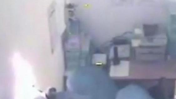 Dopo i furti foto di gruppo su Facebook