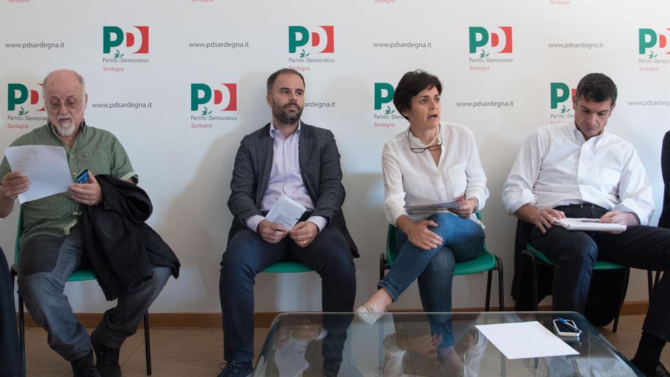 Dibattiti, incontri e musica al porto 