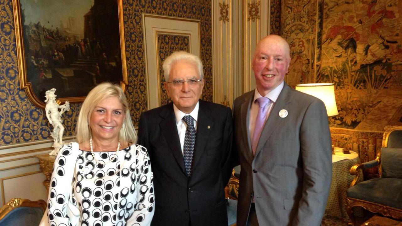 Il presidente della Repubblica Sergio Mattarella con Daniela Rombi e Marco Piagentini