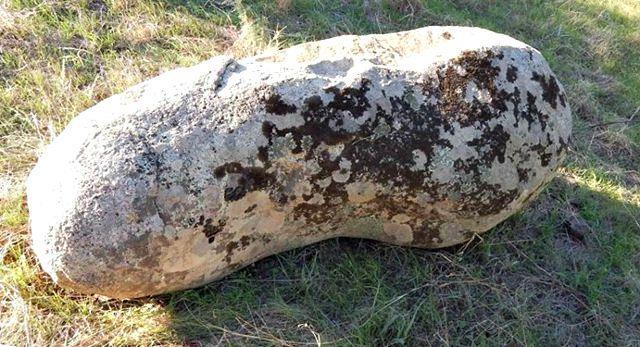 Il menhir rubato a Sarroch