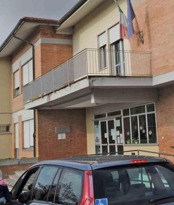 Rubati sette computer all’istituto Gandhi 