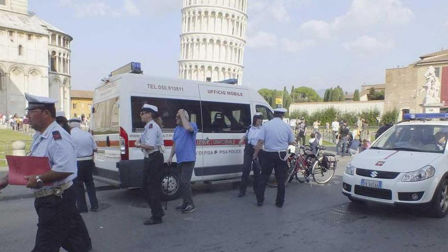 Sotto la Torre i vigili agli ordini del questore