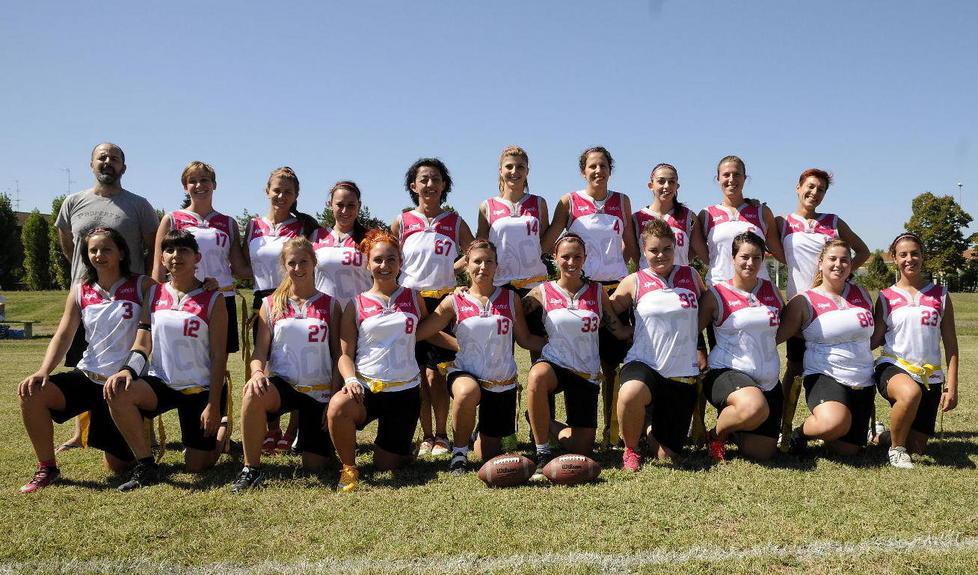 Ecco le ragazze della palla ovale 