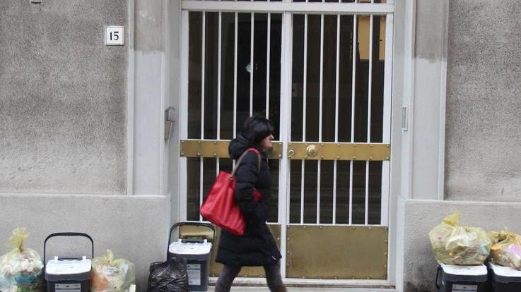 I bidoncini del porta a porta per le strade della Venezia: il progetto per volontà di Nogarin sarà esteso a tutta la città