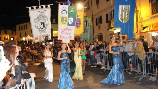 Il corteo della festa di San Michele