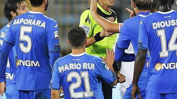 Carli assolve l’arbitro «Sbagliare è umano»