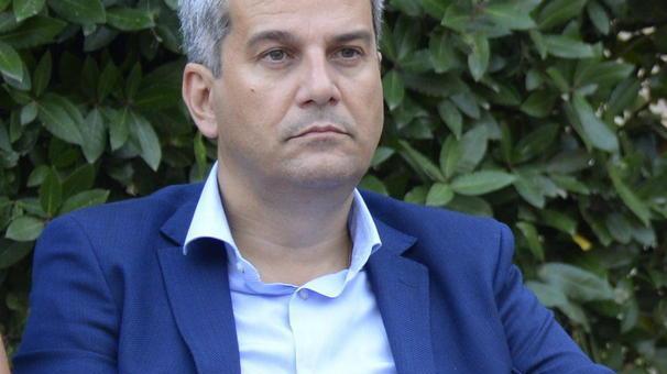 Borghi si candida ma il Pd non fa festa
