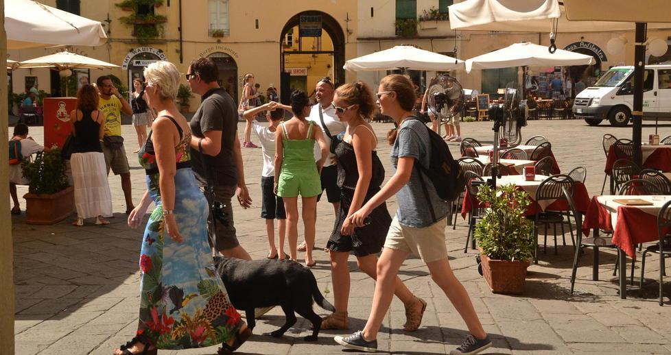 Si moltiplicano i locali 47 bar e ristoranti in più 