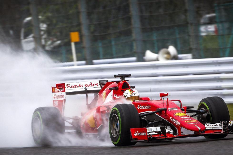 La pioggia condiziona le libere di Suzuka 