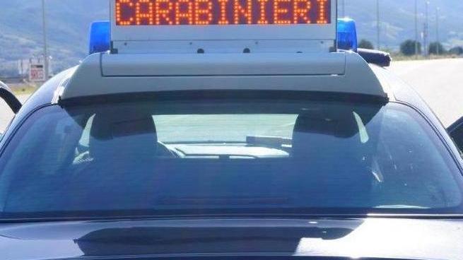 Incassa in banca mille euro non suoi: denunciato 51enne