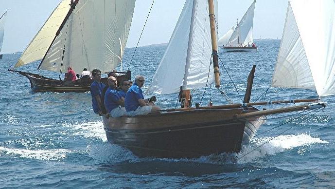 Da Bonifacio alla Maddalena sulla rotta dei contrabbandieri