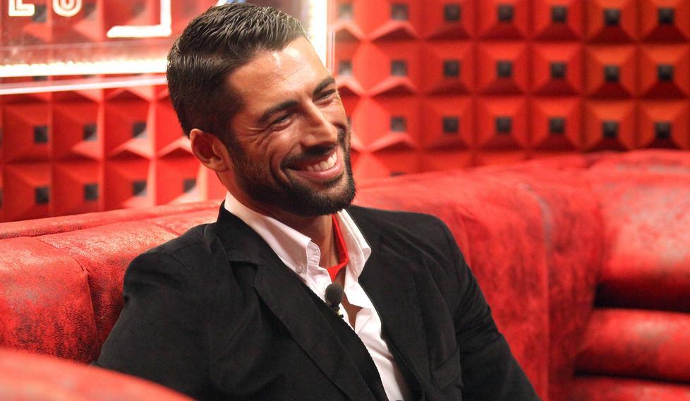 Bello e impossibile: è “Angiolini mania” 