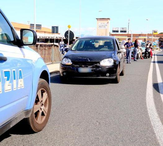 Attraversa la strada e viene investito sul ponte S. Trinita