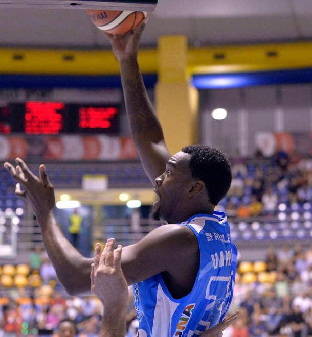 Sacchetti non ci sta «Decisioni dubbie nel momento clou» 