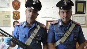Scovato un arsenale con il fucile a pompa rubato a Fiorano