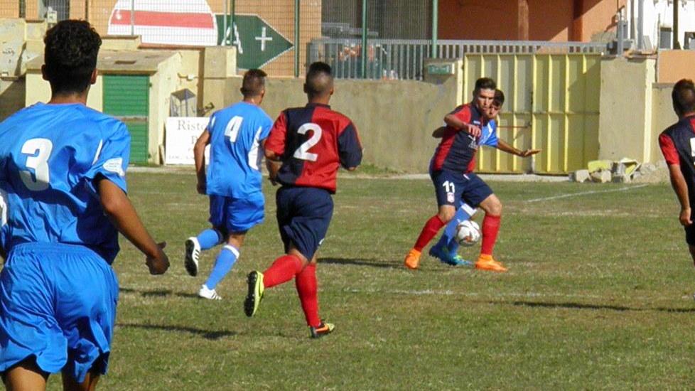 Un gol per tempo e il La Palma passa a Castelsardo