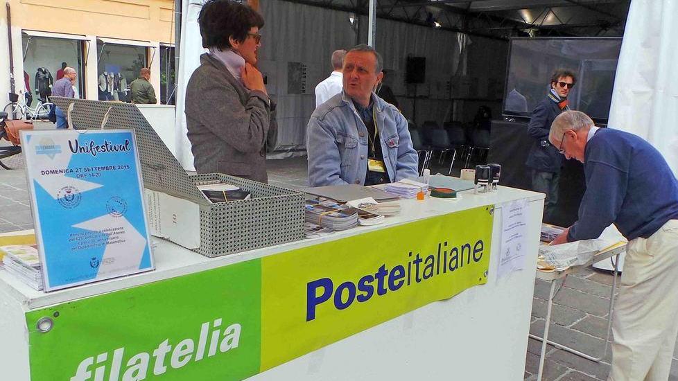 Doppio annullo postale