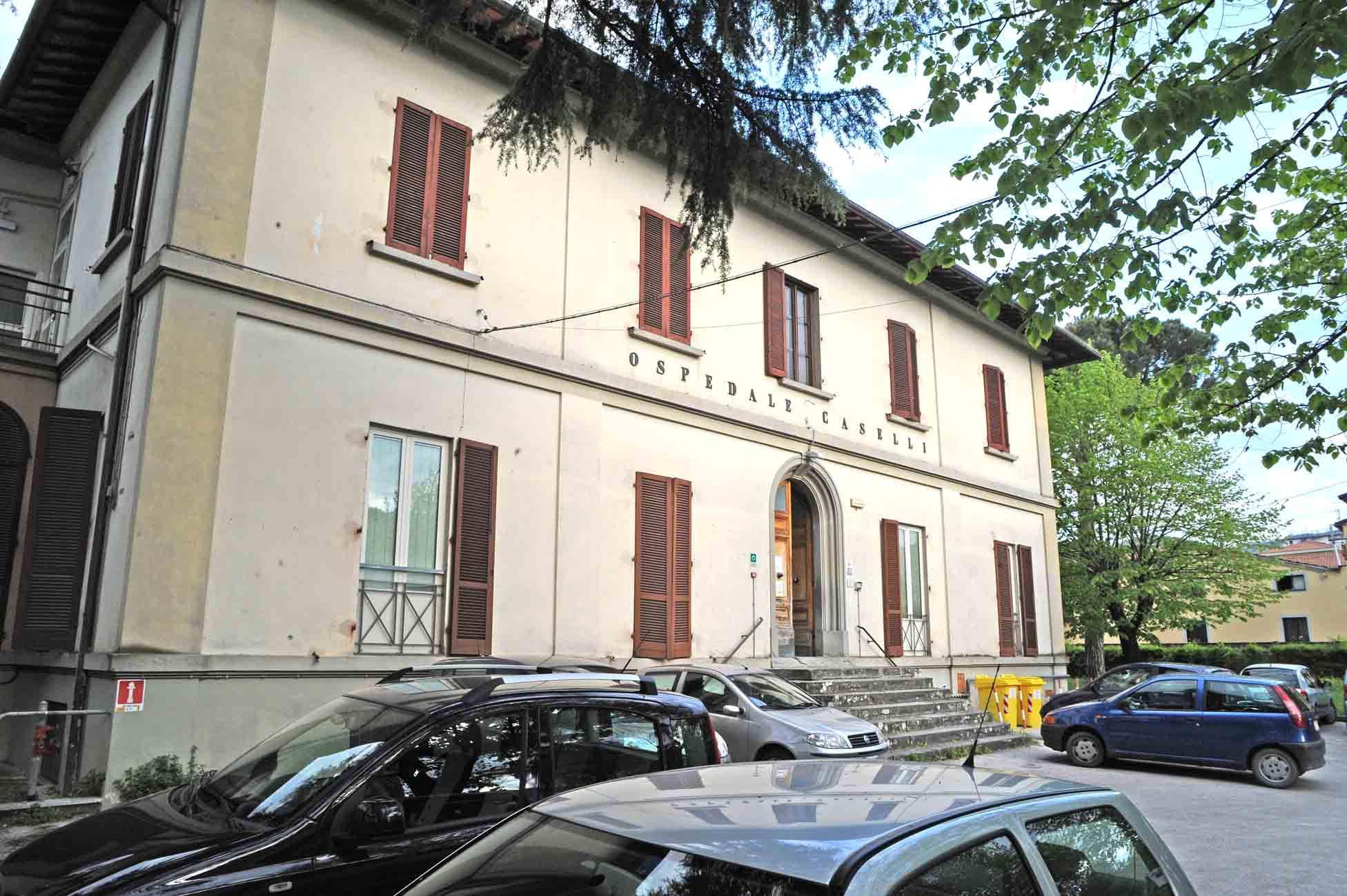 L'ex ospedale Caselli, in via Larga (foto Gori)