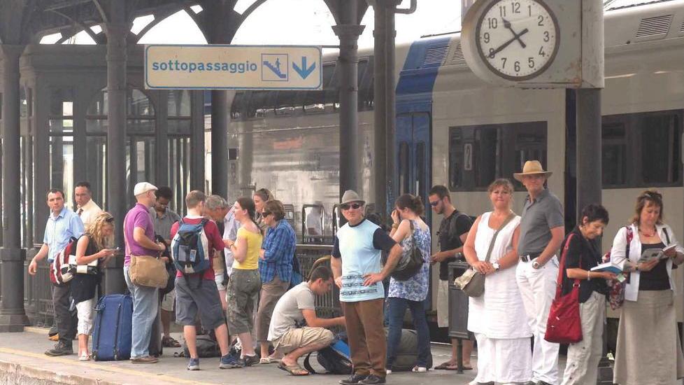 Passeggeri abbandonati sul treno fantasma