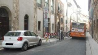 Ritorna il traffico in via Mazzini