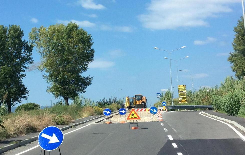 Via Massa-Avenza, un cantiere “infinito” 