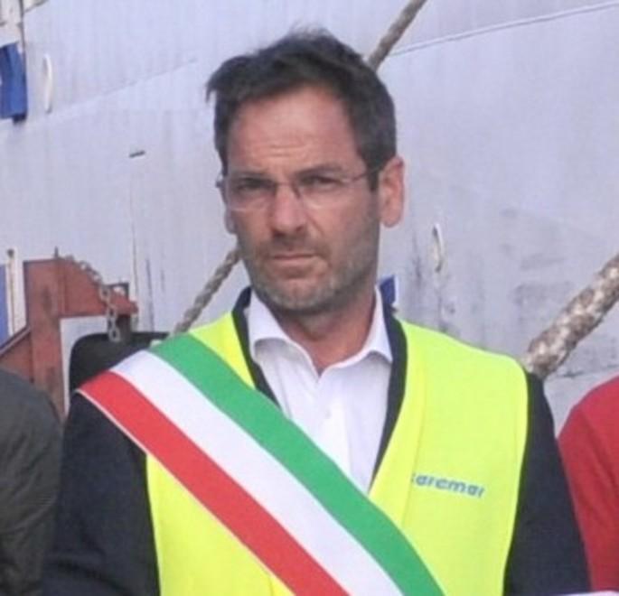 Il sindaco Montella: «E ora temiamo gesti disperati»