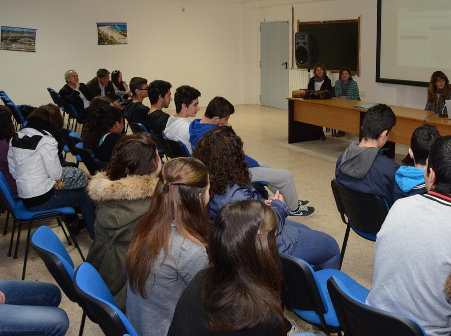 Via al bando per gli studenti meno abbienti 