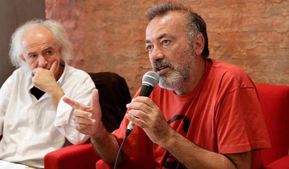 In trentamila alla corte della poesia 